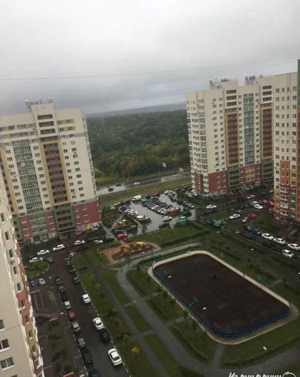 улица Академика Сахарова, 111к2